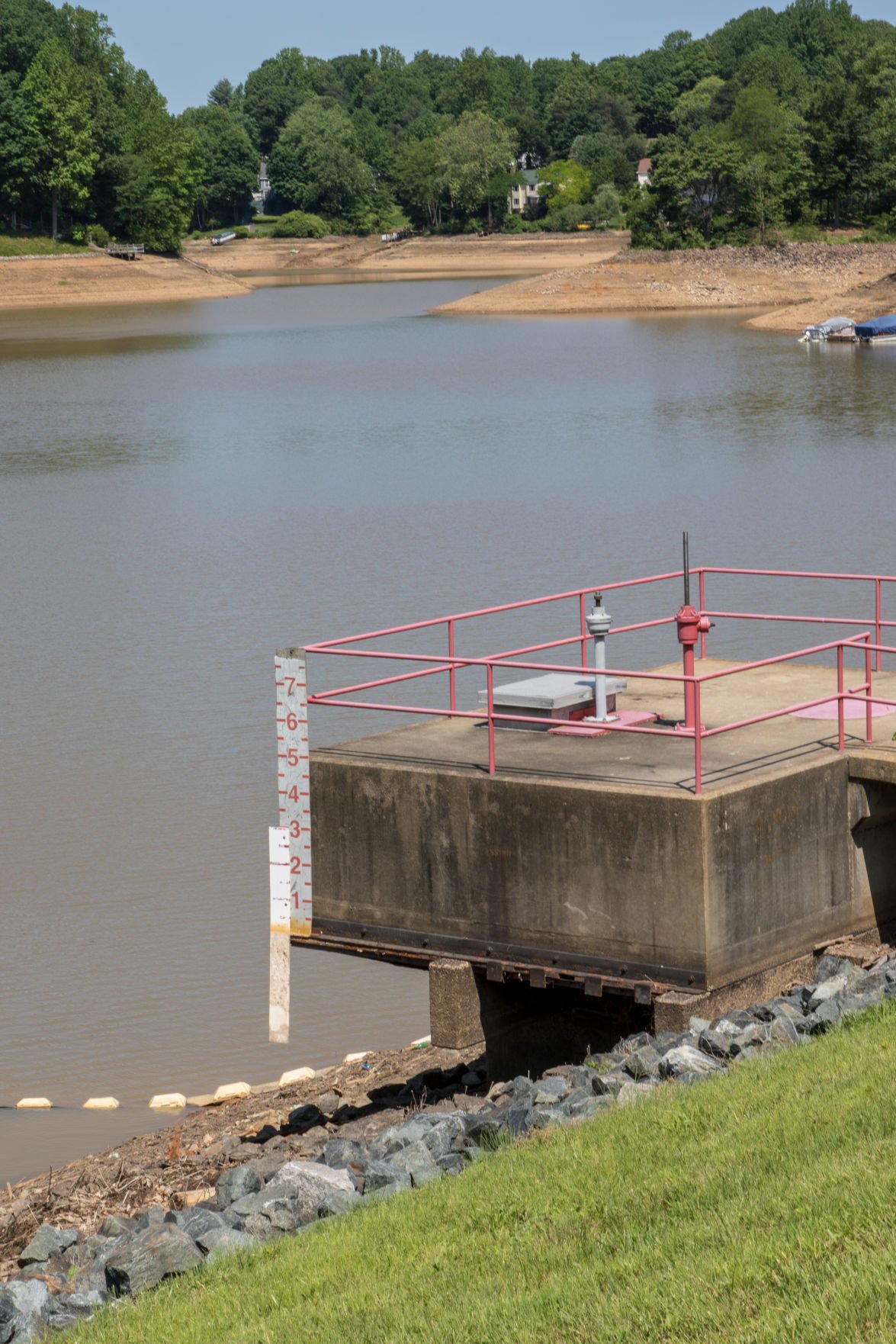 Dam project closes popular Lake Montclair for the summer News