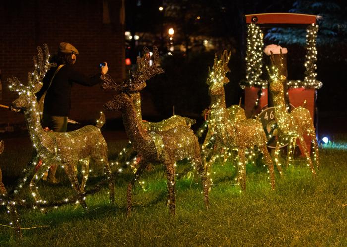 PHOTOS Santa, Mrs. Claus light Old Town Manassas Christmas tree News