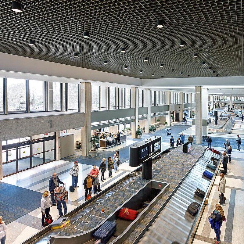 Air travel picks up from Virginia airports, but full recovery will take