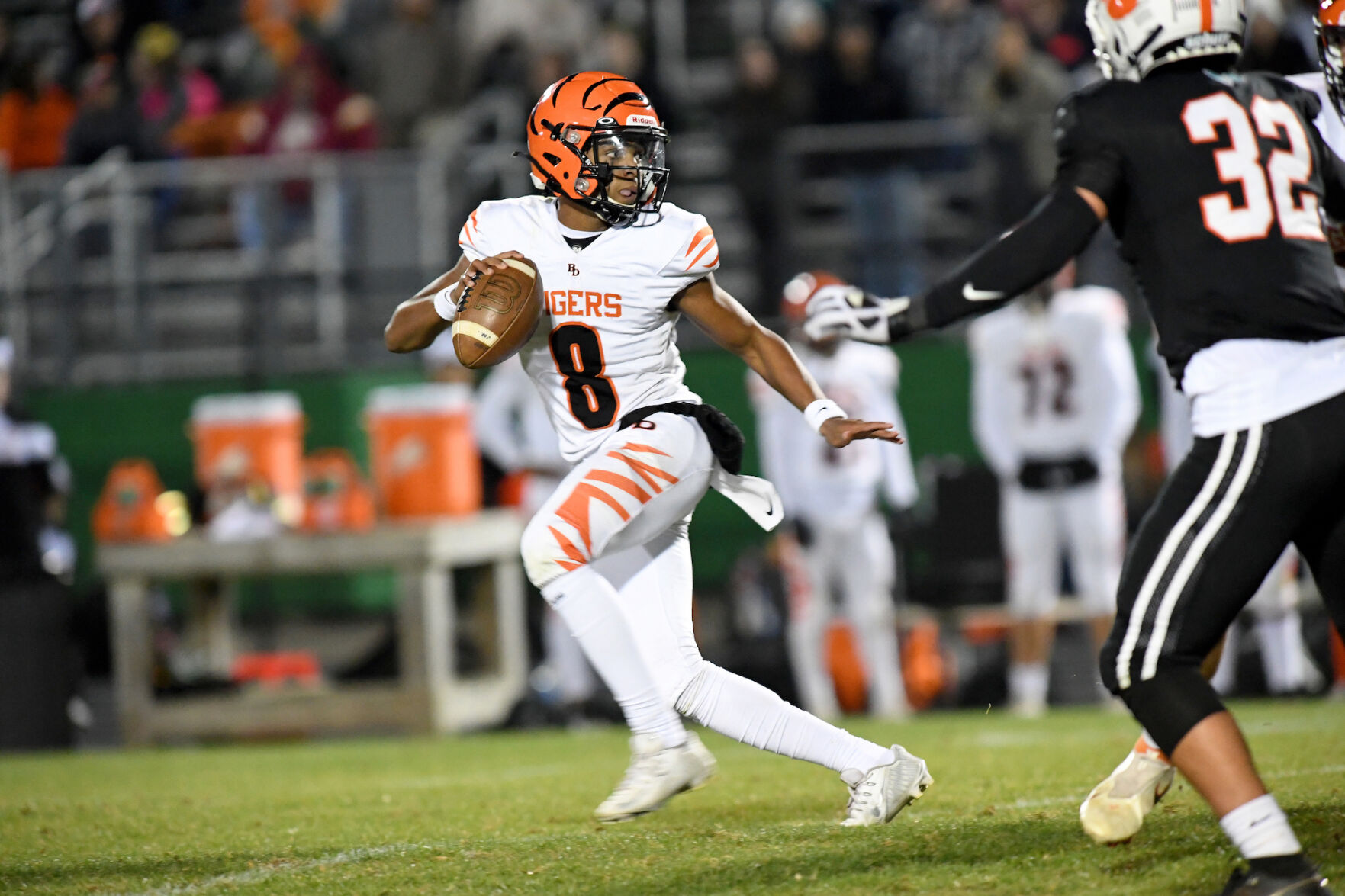 BRENTSVILLE FOOTBALL: The Tigers Rip Off 31 Straight Points To Down ...