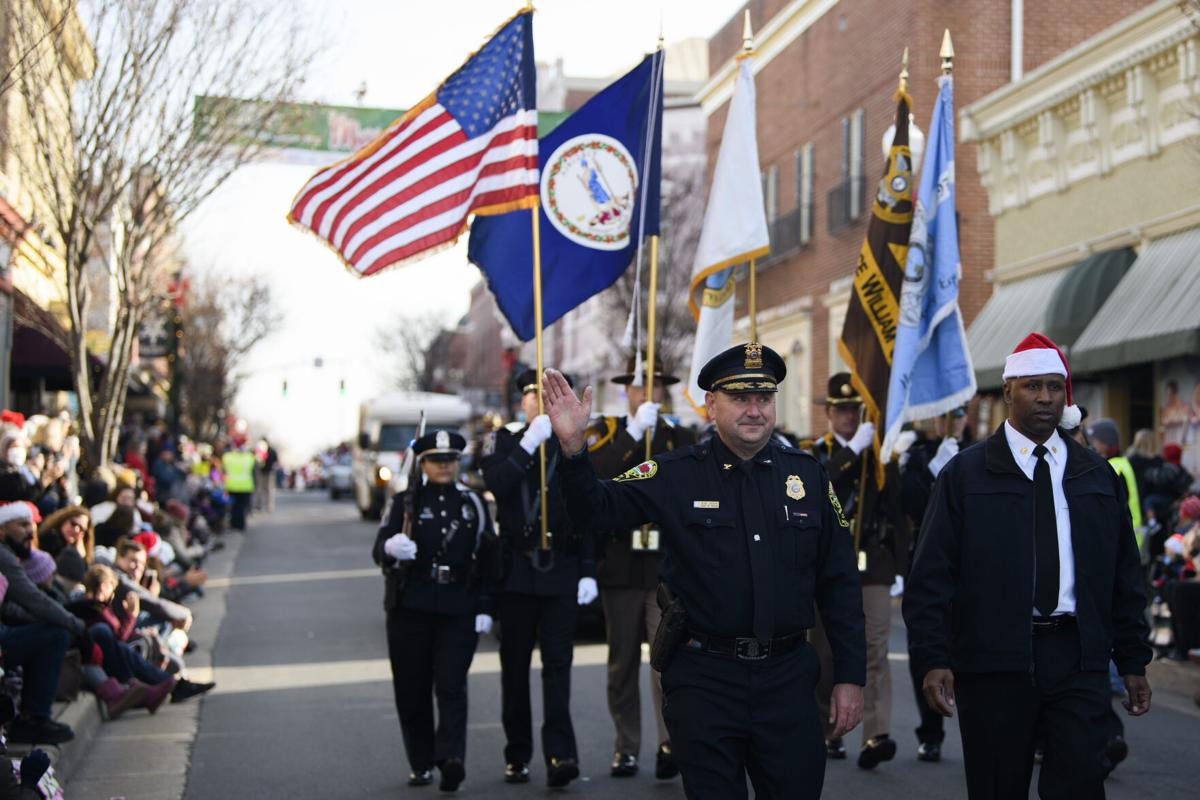 Uniontown Christmas Parade 2022 Photo: Manassas Christmas Parade: 'Right Down Santa Claus Lane' | News |  Princewilliamtimes.com