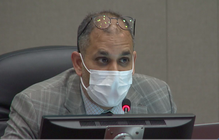 school board votes to return grades