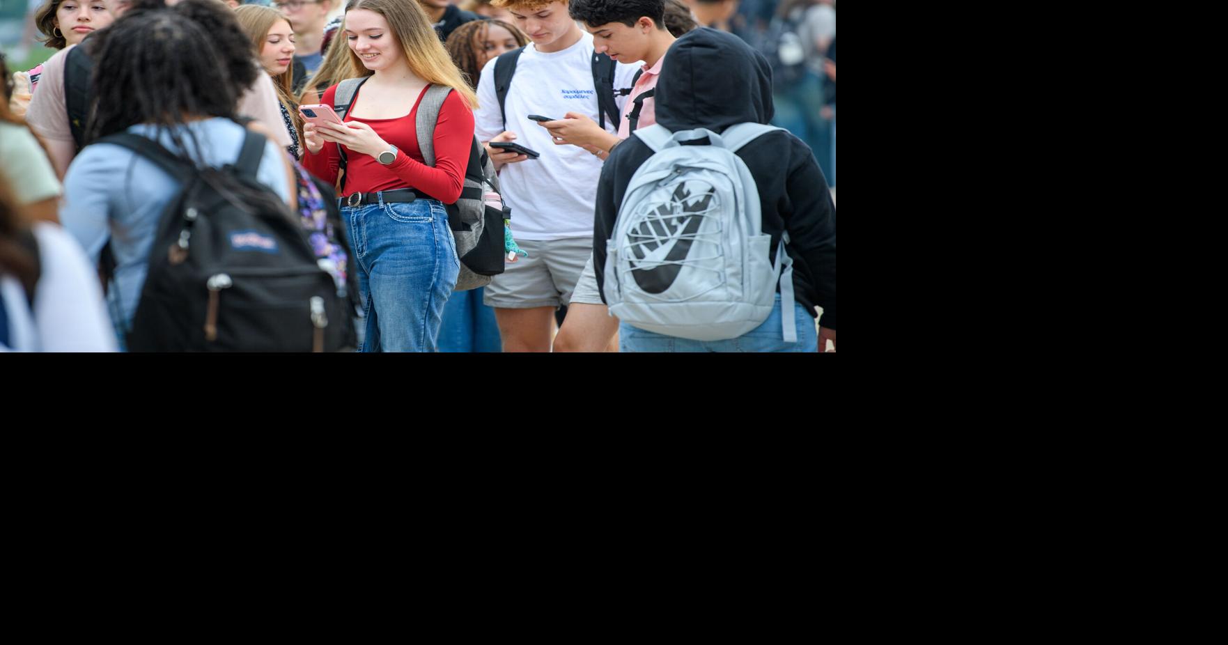 Cellphone ban in place as students head back to school | News ...