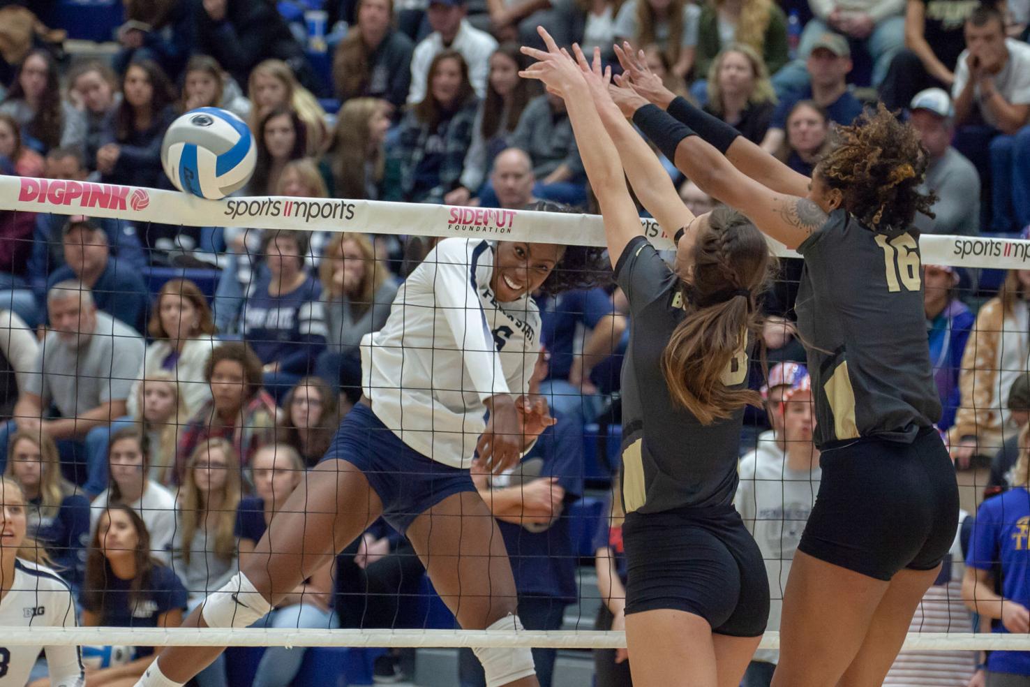 Former Penn State women's volleyball standout Nia Kai Reed joins Omaha