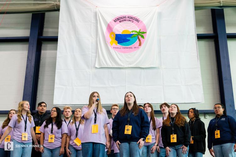 THON Family Carnival, Singing Lions