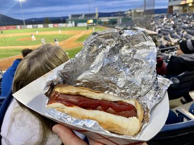 Dollar Dog Night' promotion at Medlar Field at Lubrano Park provides spark  for Penn State baseball, Penn State Baseball News