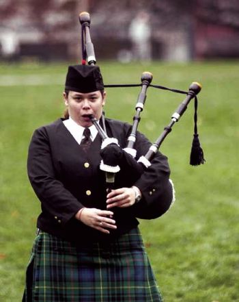 Ceremony honors veterans with emotional speeches | Archived News