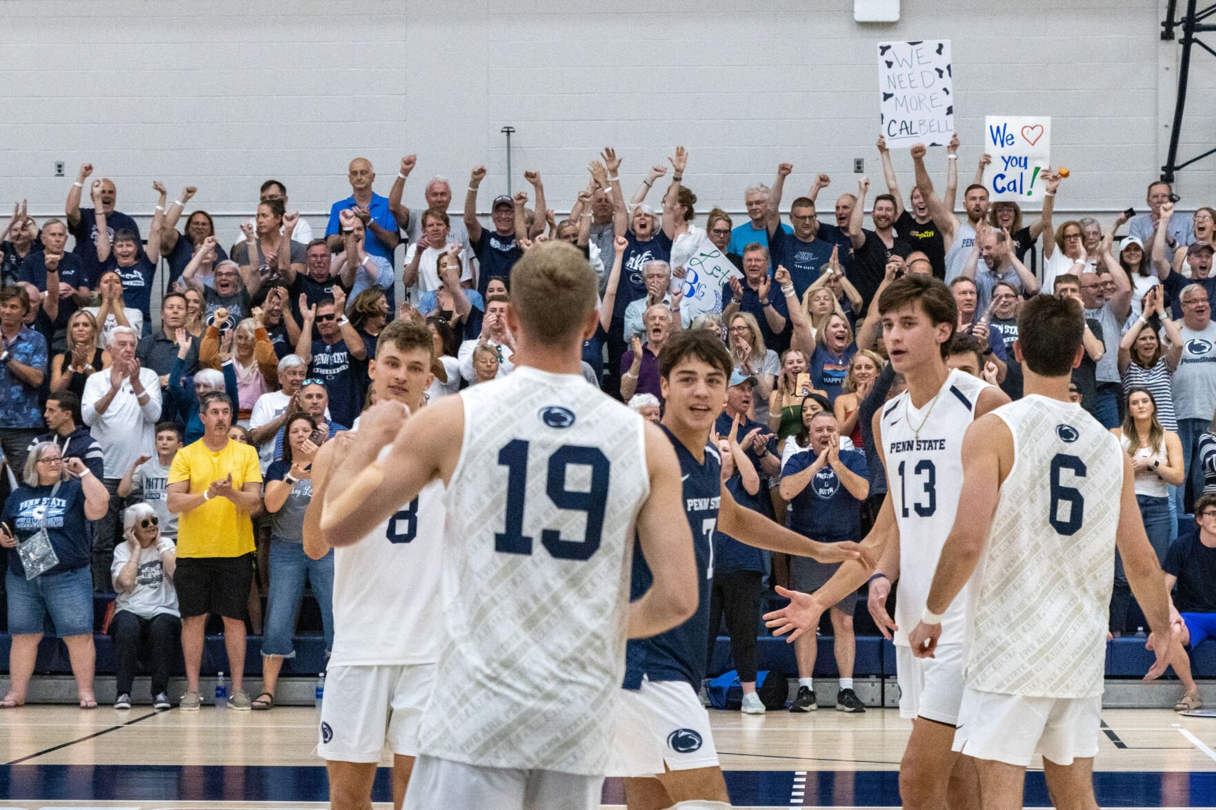 NWOT PENN STATE high quality VOLLEYBALL