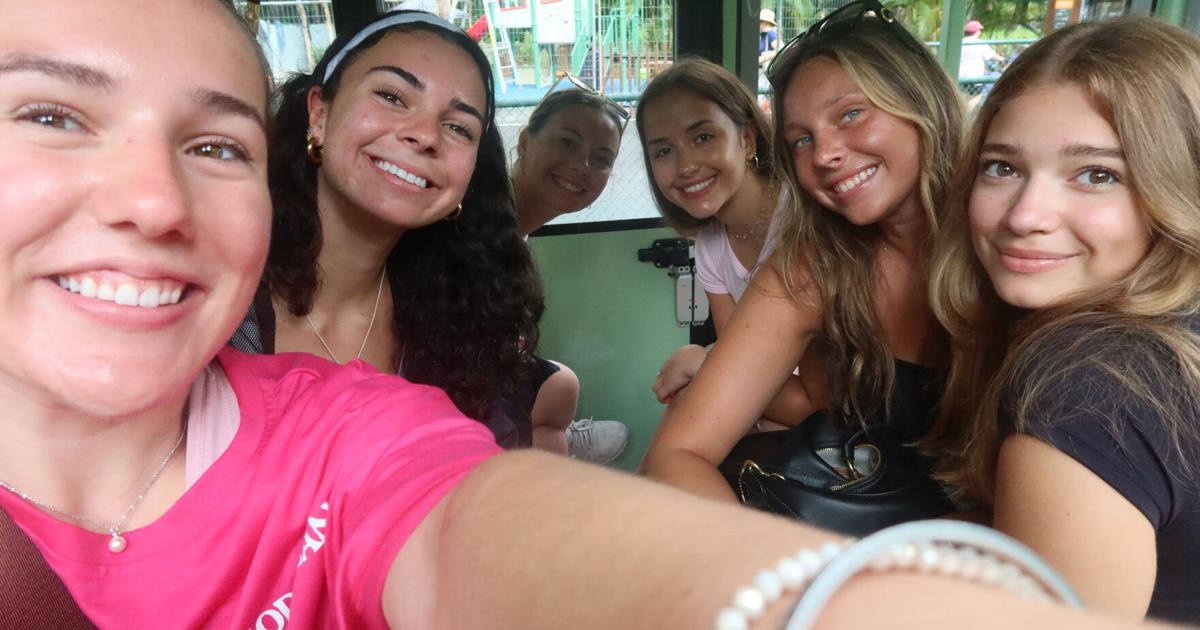 Column | Is group travel worth it? | Columnists Abroad | Opinion Column | Is group travel worth it? | Columnists Abroad | Opinion