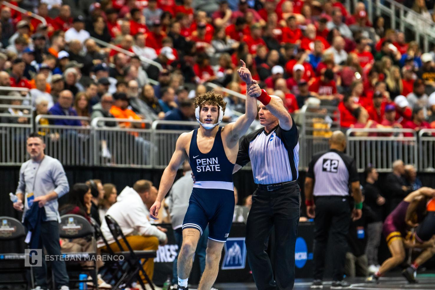 NCAA D1 Wrestling Championship Mitchell Mesenbrink 1st round Videos