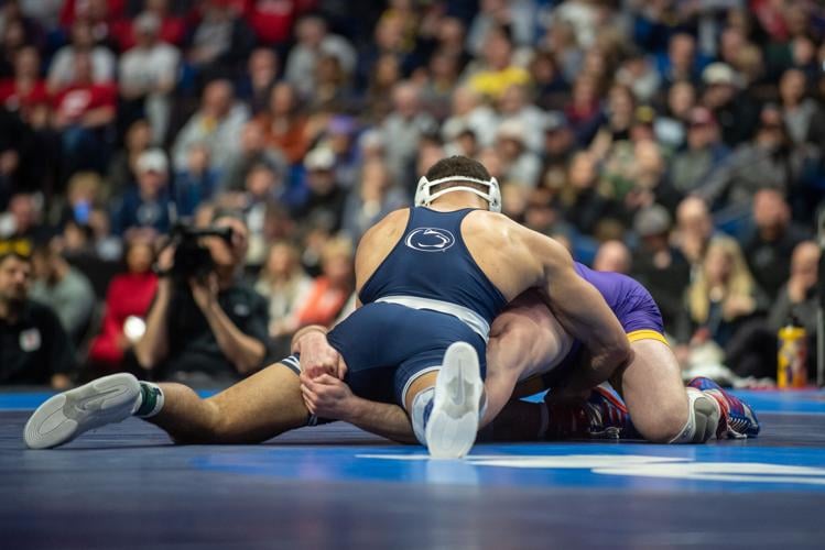 Penn State wrestling captures 2 individual champions in final session