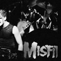 Misfits lead singer Michael Graves in concert | Archived News | Daily ...