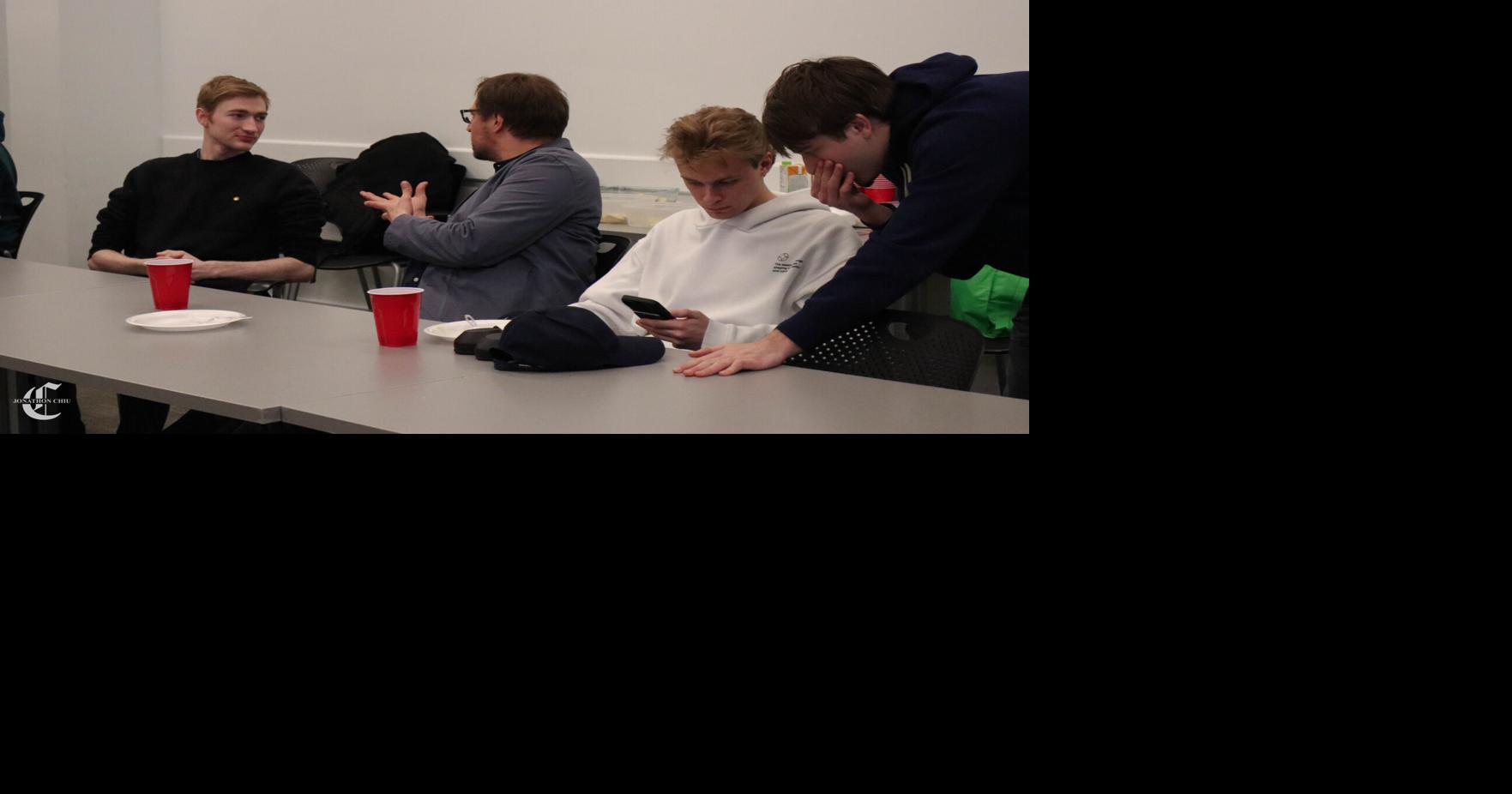 Polish Club, Club Members Mingle