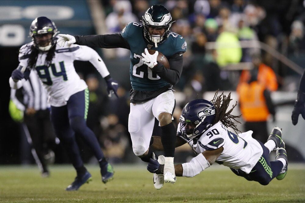 Carolina Panthers agree to terms with former Eagles RB Miles Sanders