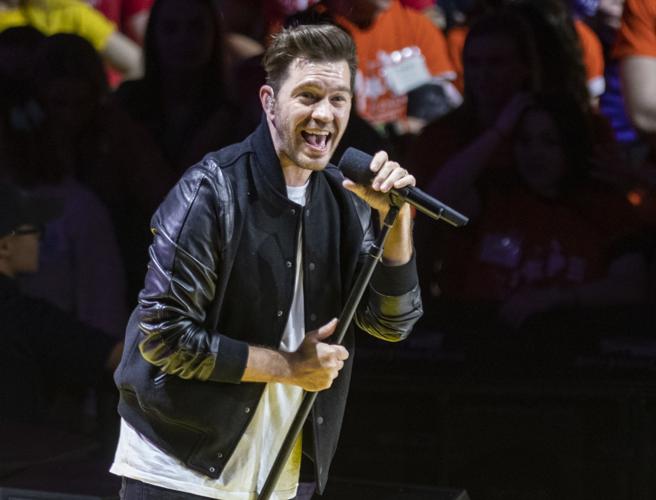 Andy Grammer makes surprise appearance at THON 2019 | THON News ...