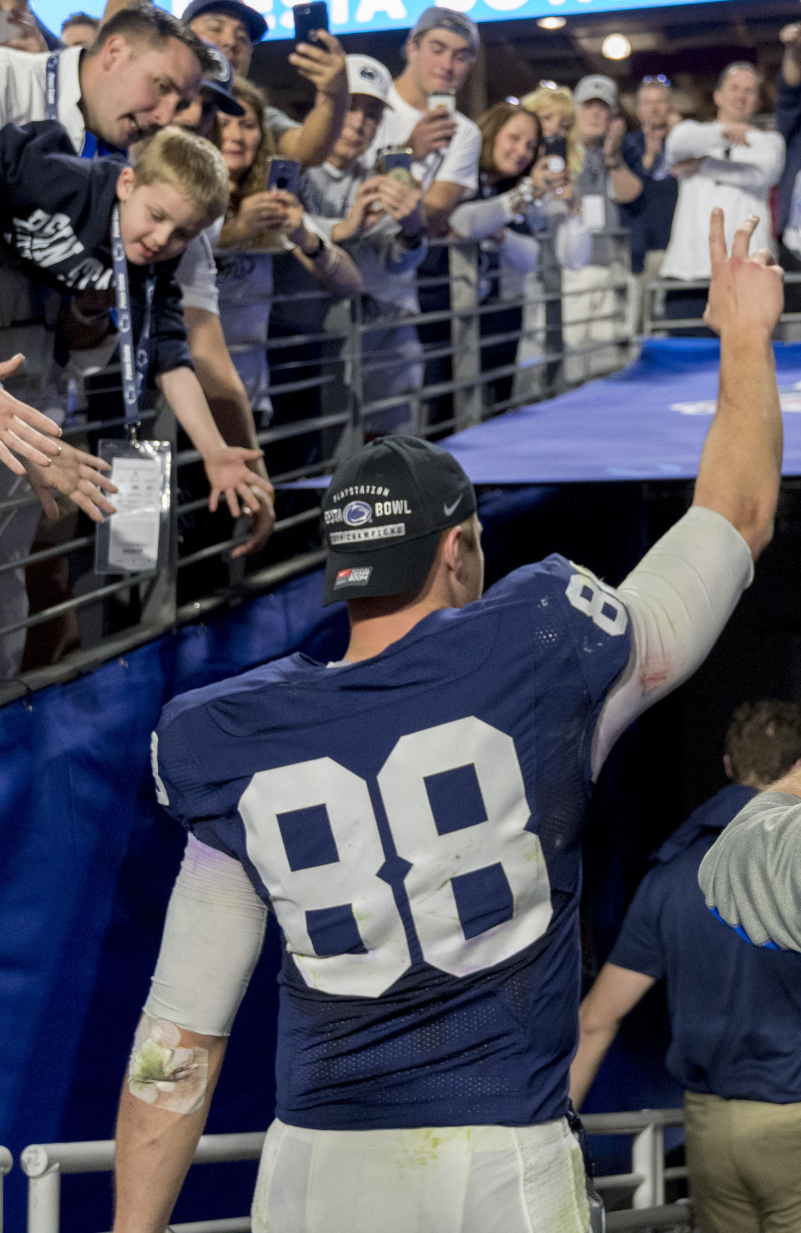 Mike Gesicki Continues Strong Sophomore Season