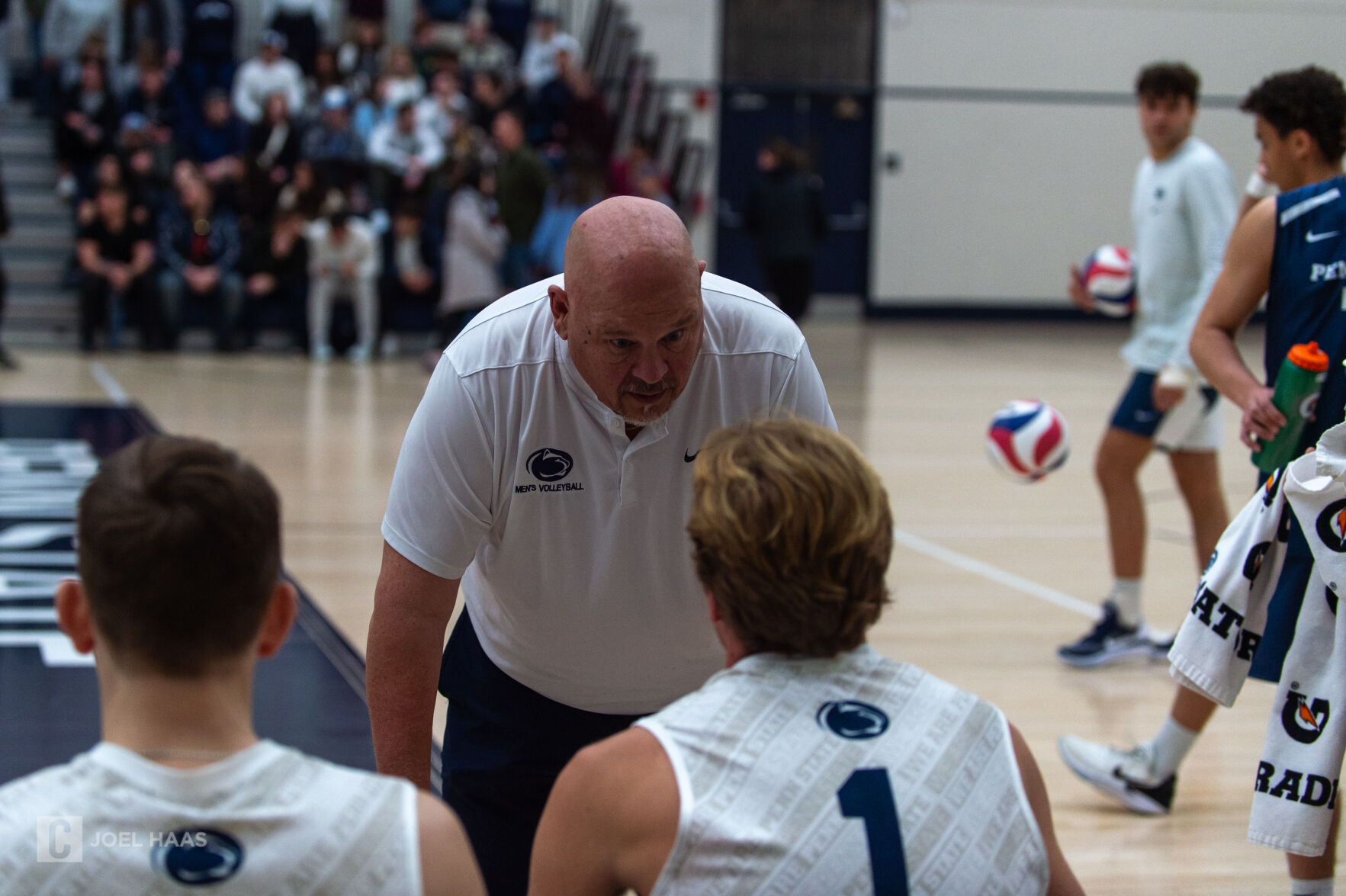 Despite comeback attempt, Penn State men's volleyball drops road