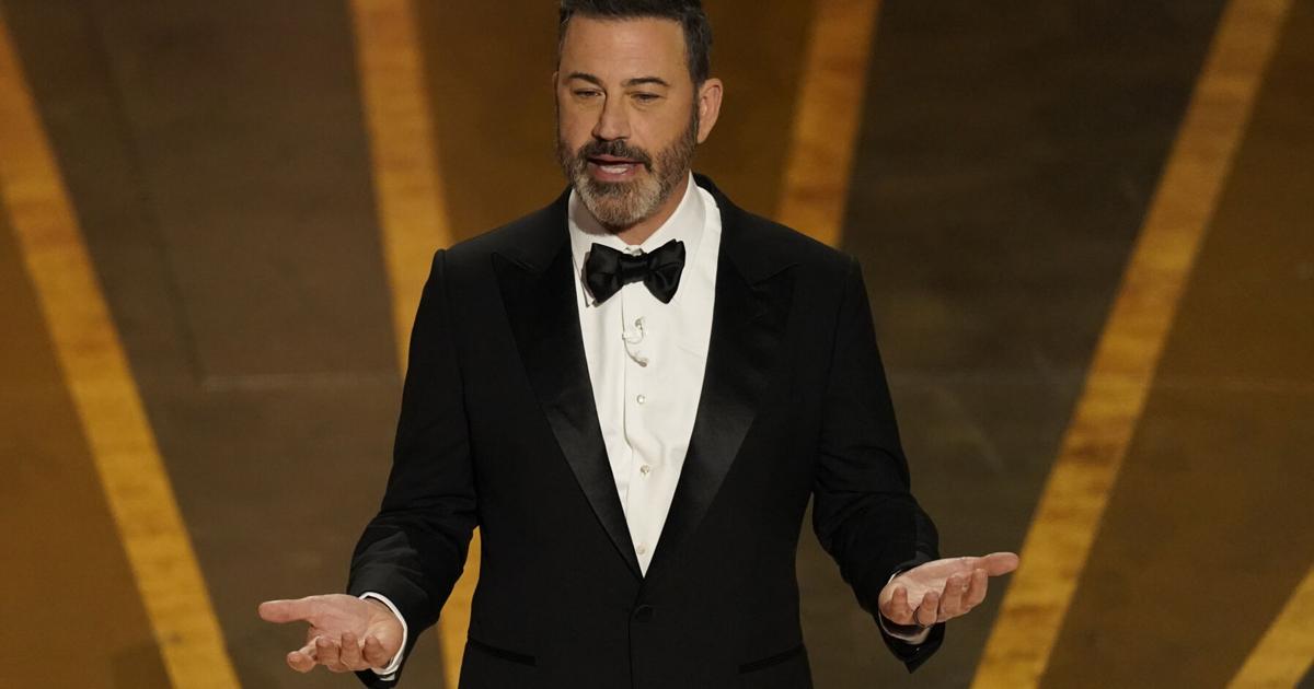 Best reactions from Jimmy Kimmel’s 'I Told My Kid I Ate Their Halloween(02)