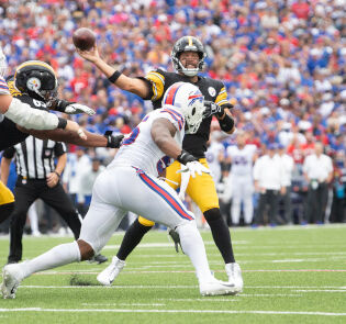 Steelers rally to beat Bills 23-16 to open season