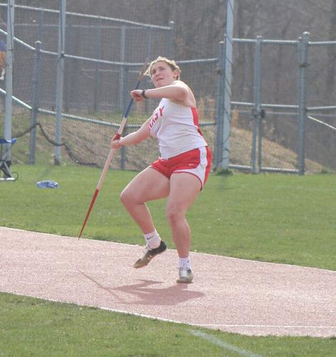 Grusky shatters her own school record in javelin