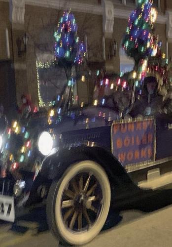 Annual Home for the Holidays Parade rings in Christmas season in Punxsy
