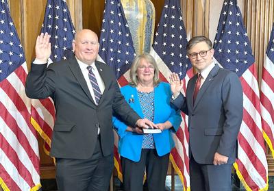 Thompson sworn in for 119th Congress | News | punxsutawneyspirit.com