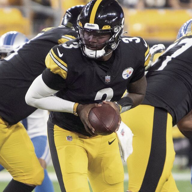 Dwayne Haskins, Pittsburgh Steelers quarterback, fatally struck by a dump  truck on Florida highway, police say