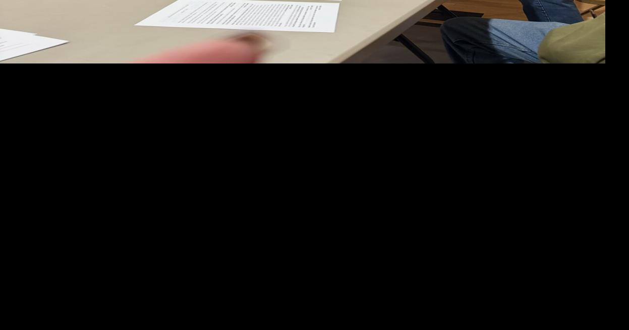 Punxsy school board hears from DECA group