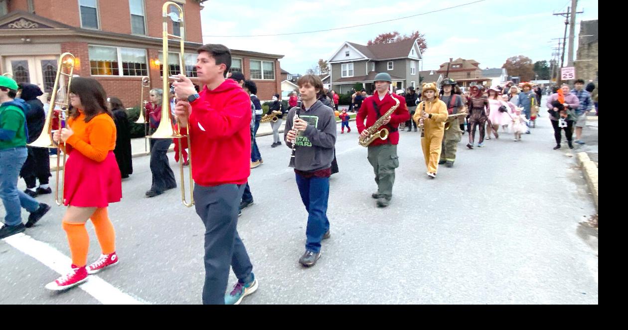 Halloween Parade marches through Punxsy | | punxsutawneyspirit.com