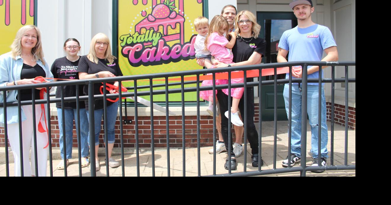 Ribbon cut at Totally Caked in Punxsutawney | News | punxsutawneyspirit.com