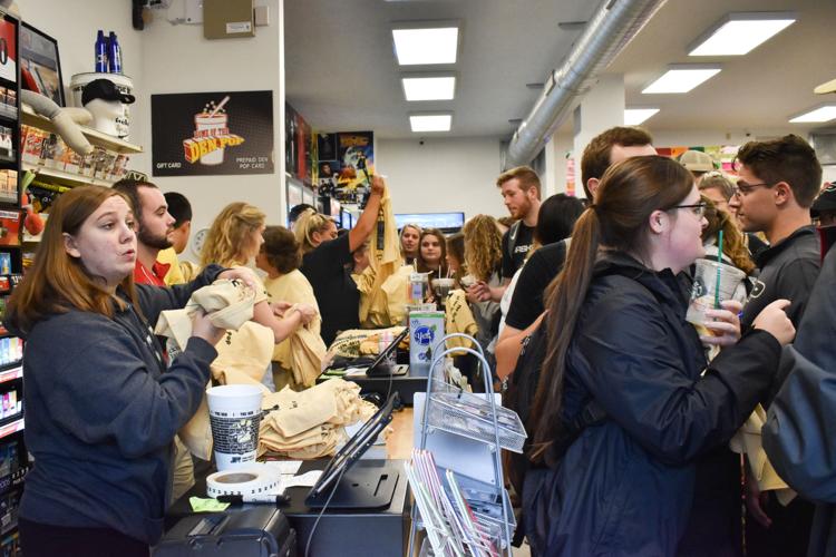 10/11/19 Discount Den Grand Reopening Campus