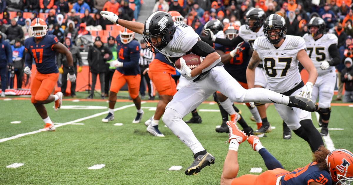Engineering a running back: Devin Mockobee works on cars and engineering between 100-yard games | Football Engineering a running back: Devin Mockobee works on cars and engineering between 100-yard games | Football