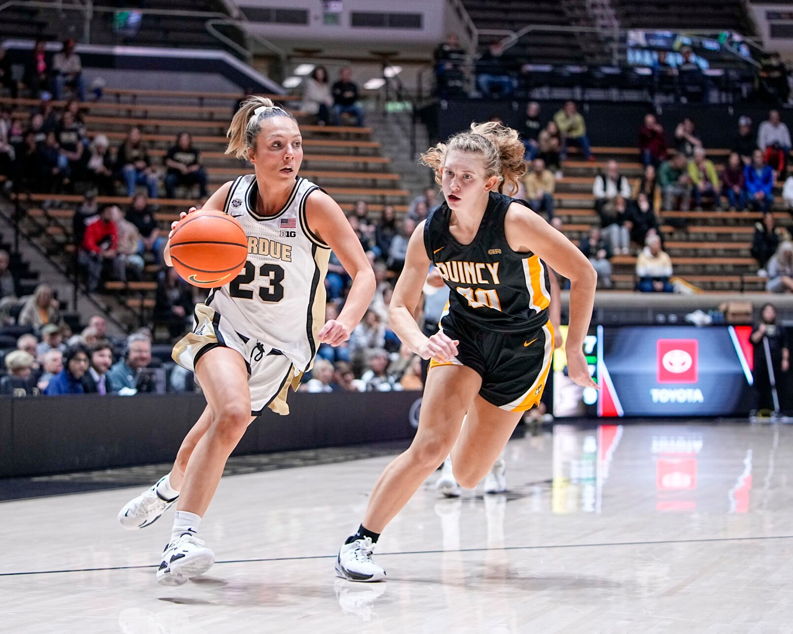 Boilers Show Off In Blowout | Basketball | Purdueexponent.org