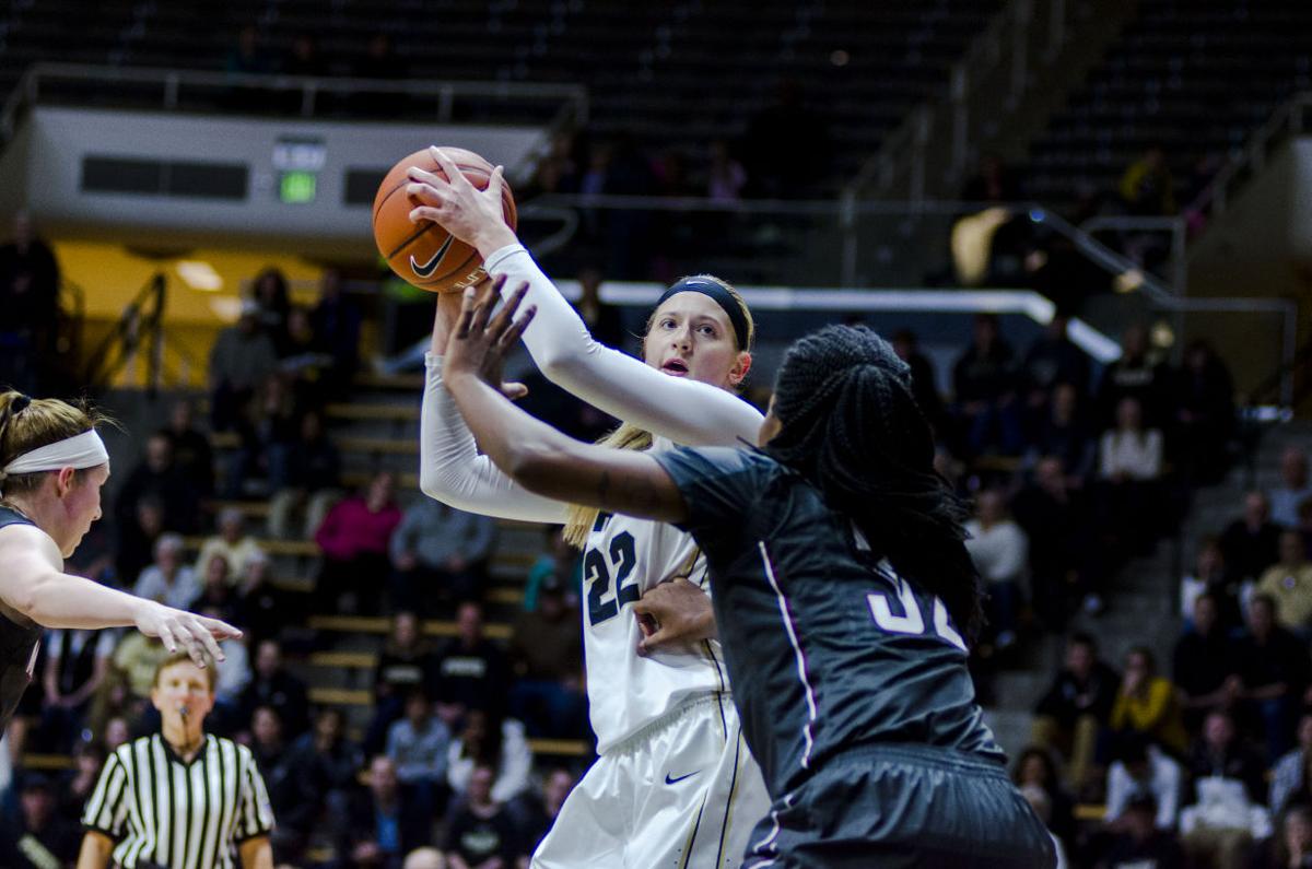 Purdue Women S Basketball Boilers Beat Gophers Stay Undefeated