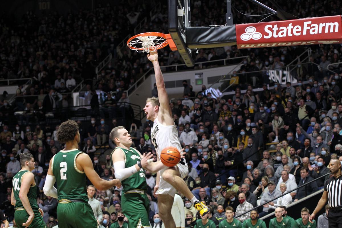 11/16/21 Wright State, Caleb Furst dunk