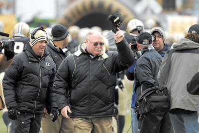 Purdue Football Purdue Legend Remembers Former Coach Joe Tiller