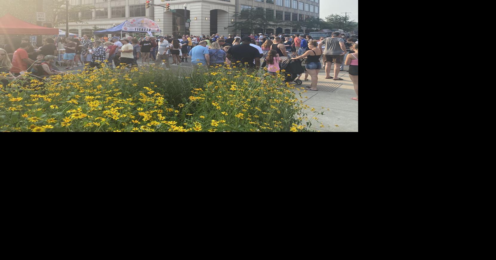 Concerts tonight, and even more this weekend Campus