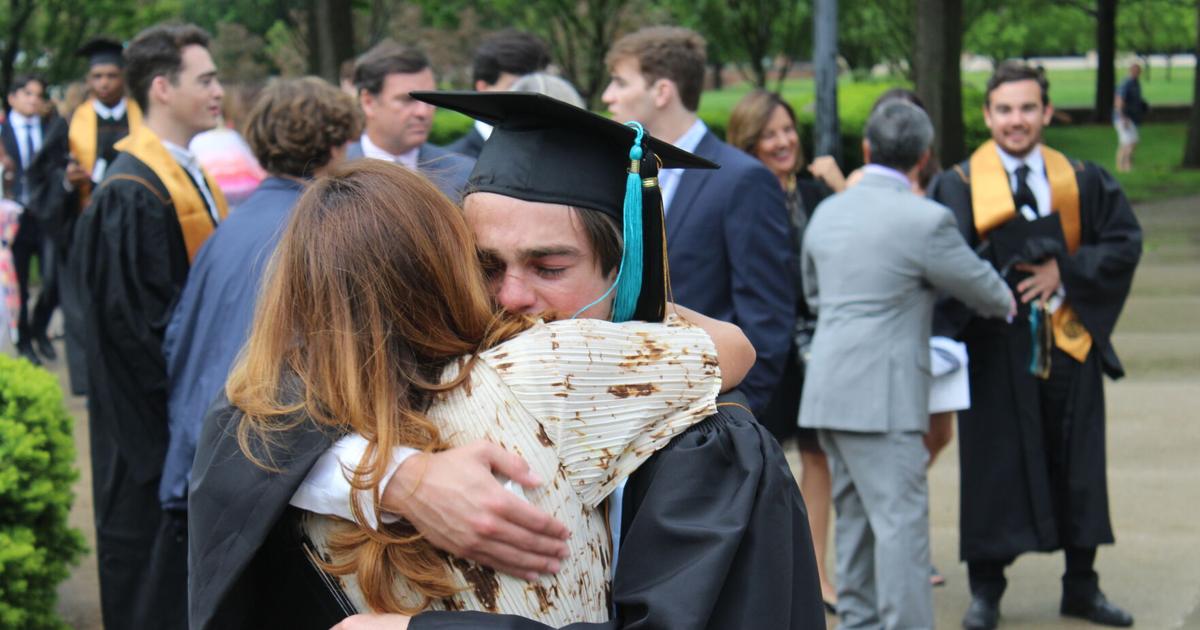 2022 commencement returns to Elliott Hall of Music Campus