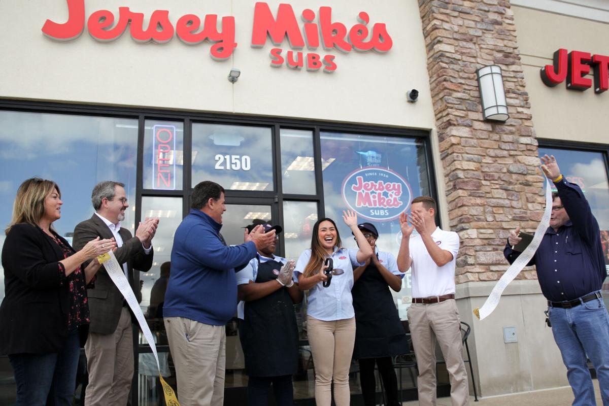 Lafayette Mayor Tony Roswarski and Greater Lafayette Commerce welcome new Jersey  Mike's location | City & State | purdueexponent.org
