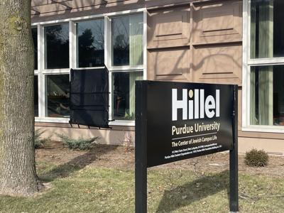 2/7/23 Hillel Center, broken window