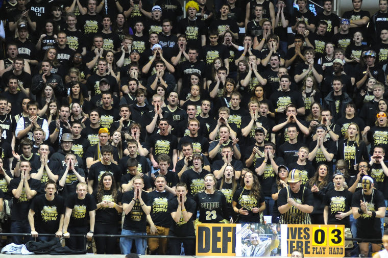 3/6/13 Paint Crew in Mackey Arena | Basketball | purdueexponent.org