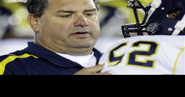 Michigan football to ease back on alternate uniforms, Brady Hoke says 
