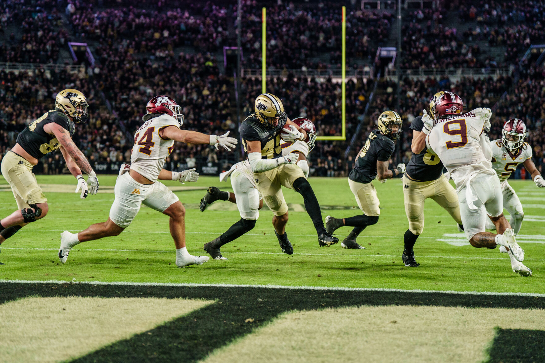 Purdue Offense Explodes To Down Gophers | Football | Purdueexponent.org