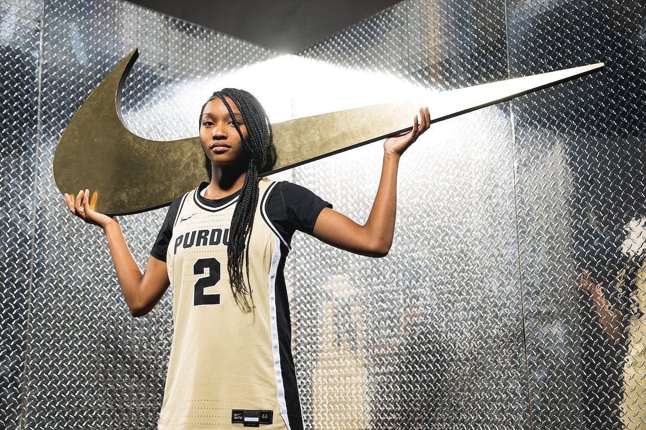 Rashunda Jones signs with Purdue Basketball purdueexponent org