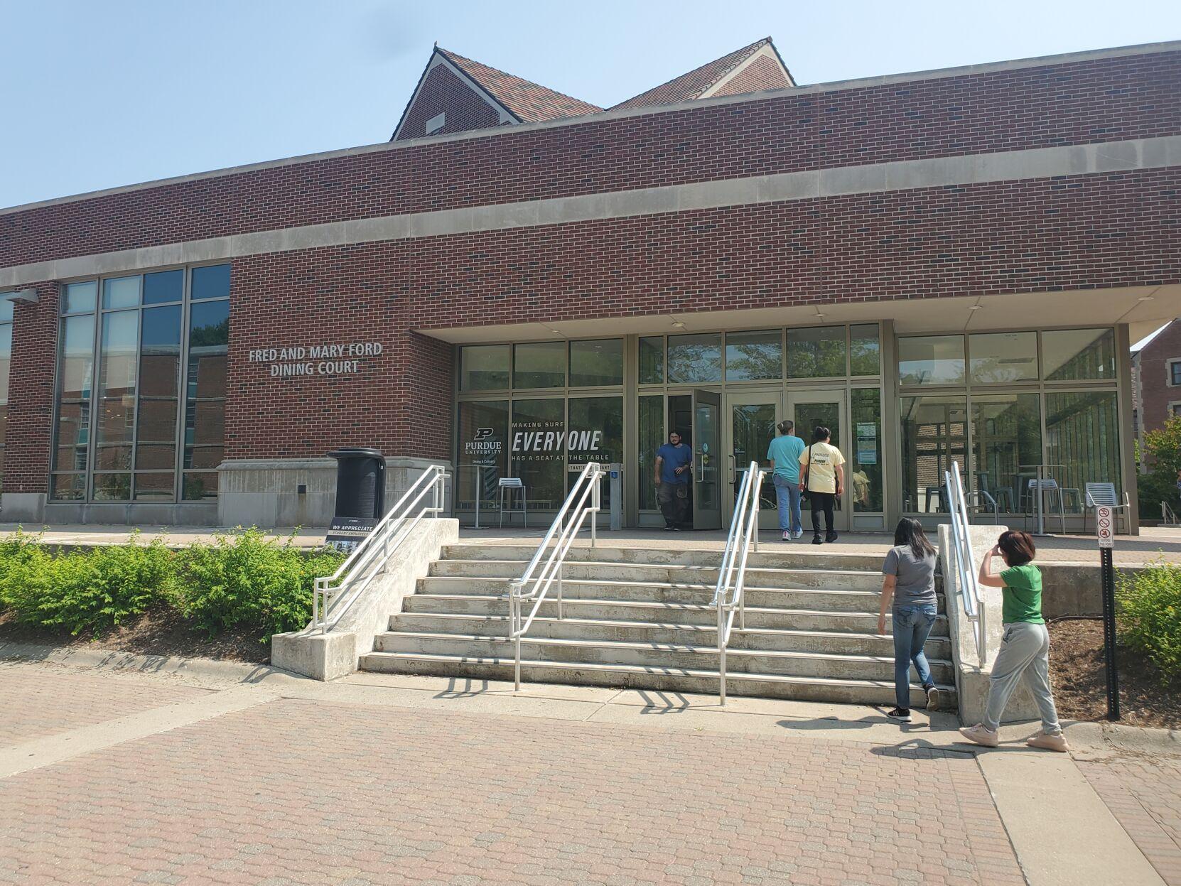 Dining plans and dollars: A meal swipe overview Campus