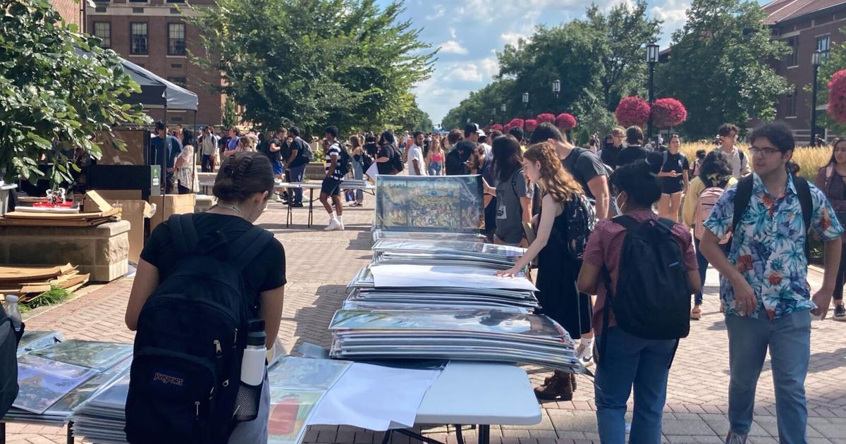 Fall Semester Students 8/22/22 Fall Semester, Students browse through posters | Campus ...