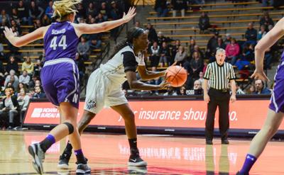 Purdue Women S Basketball Boilermakers Improve To 4 1 In The Big