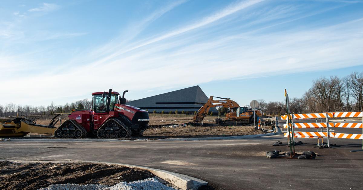 2/26/23 Local Hotels, Construction vehicles with Cook Research ...