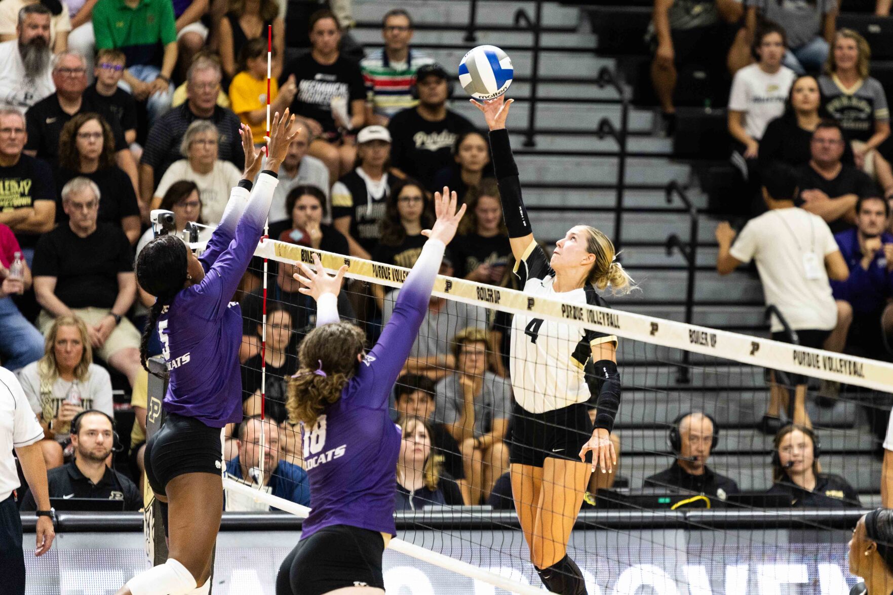 Purdue Volleyball Sweeps The Weekend In Utah Improves To 6-0 ...