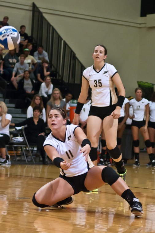 910 Volleyball vs Jacksonville Volleyball